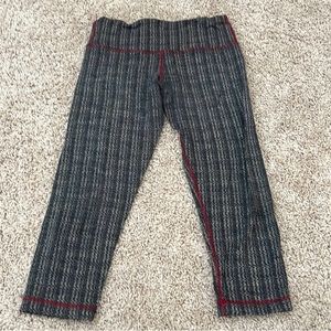 Wunder under crop leggings!